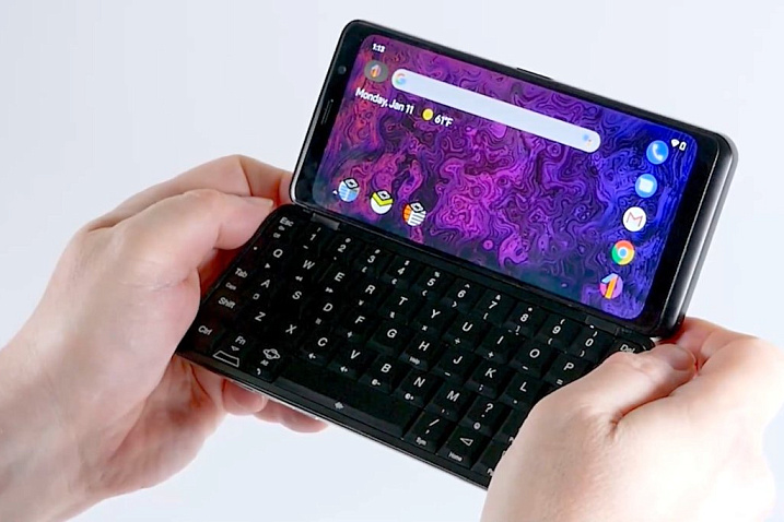 Смартфон-коммуникатор Astro Slide 5G выйдет на рынок в июне