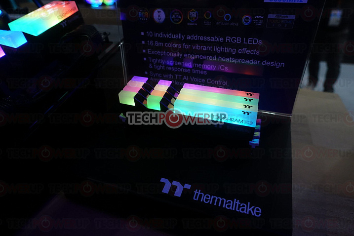 Thermaltake показала модули памяти TOUGHRAM RGB и TOUGHRAM DDR4