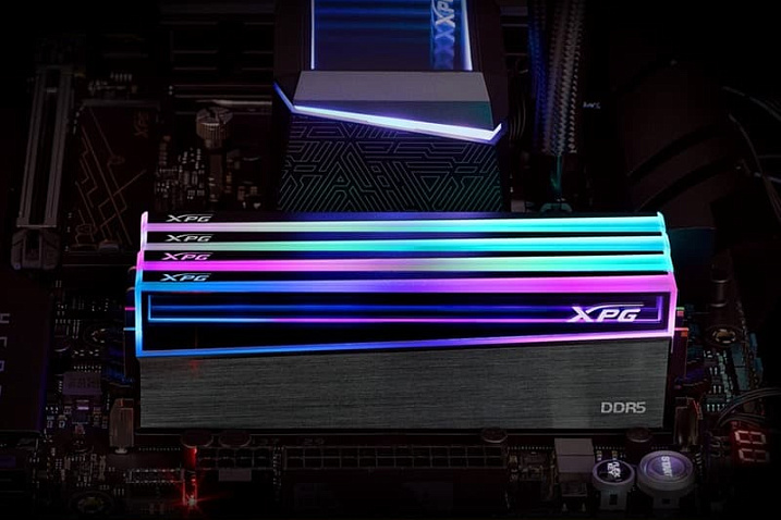 ADATA XPG выпустила первую в мире память с эффектом бесконечного зеркала NOVAKEY RGB DDR5 