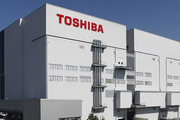 Toshiba объявляет о разделении на три автономные компании