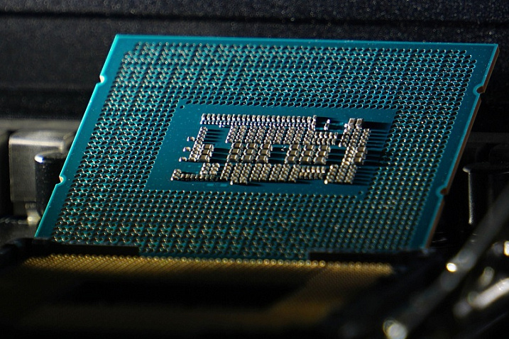 14-ядерный Intel Raptor Lake-P производительней Core i9-12900HK в UserBenchmark