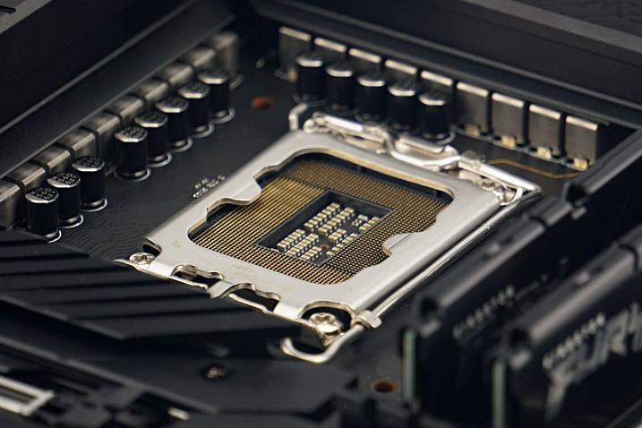Слух: Intel будет предлагать партнерам два вида ILM для сокета LGA1851