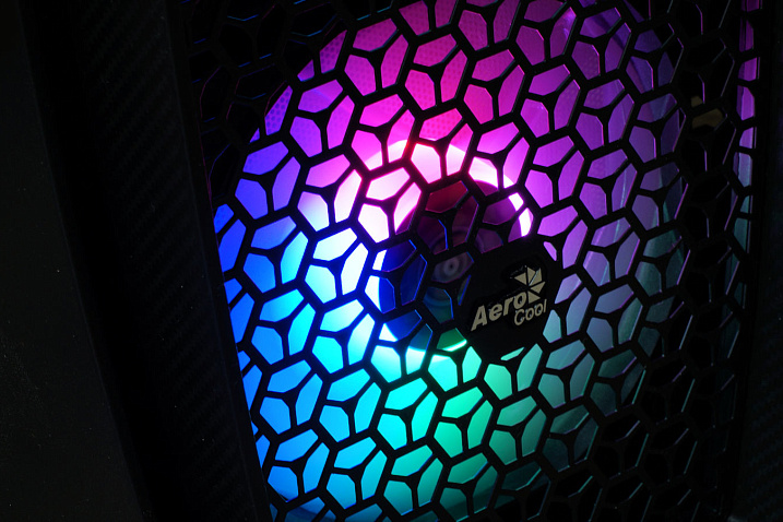 Обзор и тест корпуса Aerocool Aero One Frost