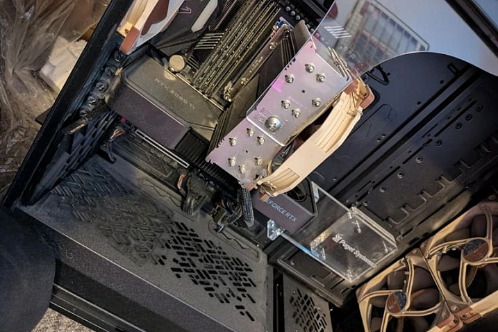 Пользователь купил систему с Threadripper 3960X и GeForce RTX 3080 Ti всего за $23