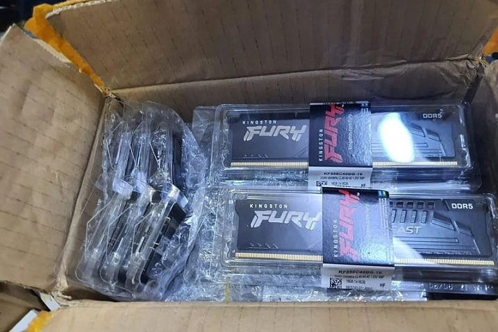 $7 000 за $100: Amazon Return Pallets порадовал покупателя 40 модулями DDR5