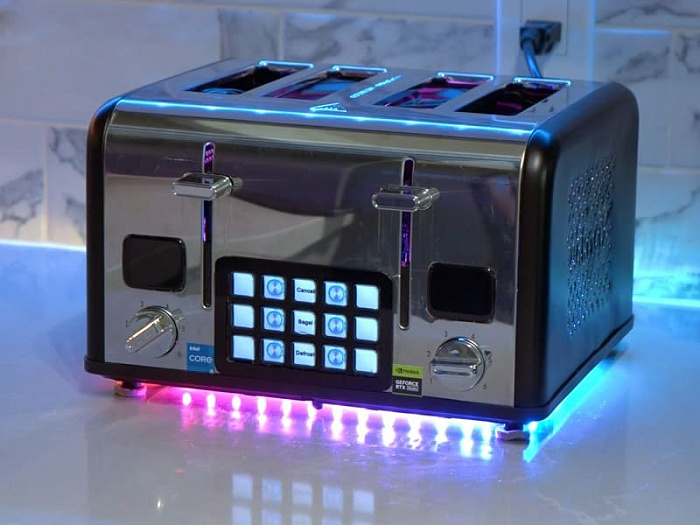 SignalRGB разыгрывает игровую систему, собранную внутри тостера