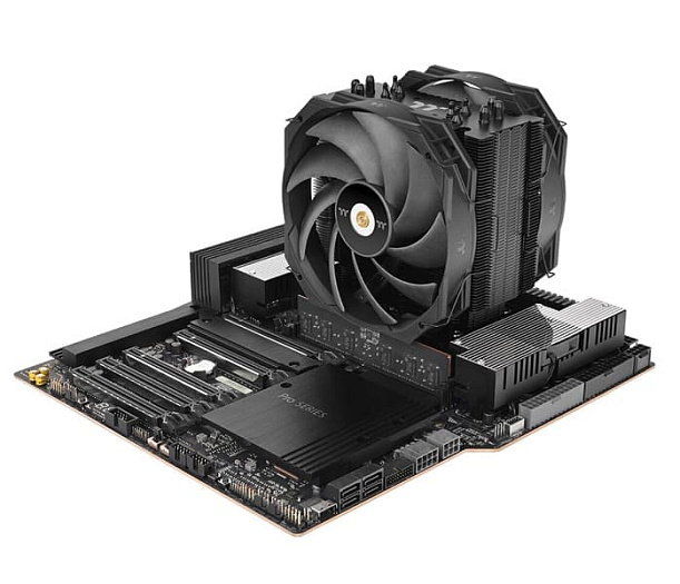 Кулер Thermaltake WAir способен охлаждать процессоры с потреблением до 500 Вт