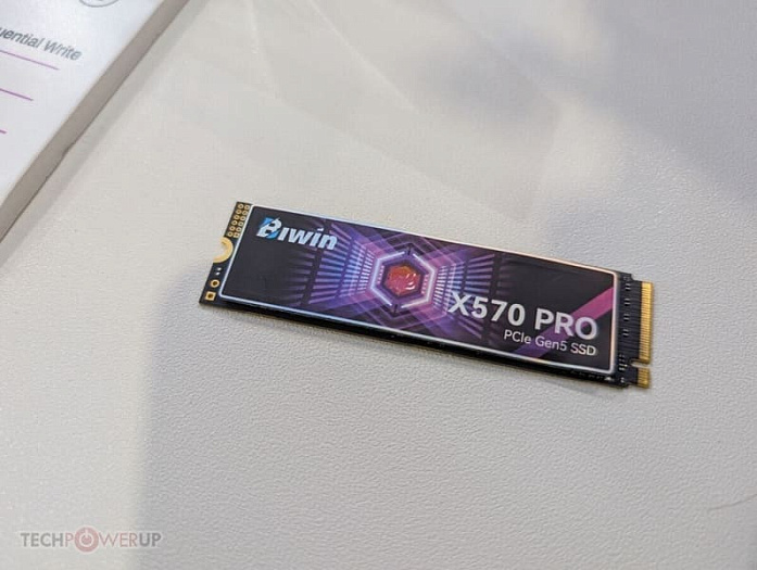 COMPUTEX: Biwin продемонстрировала накопители X570 и множество модулей памяти  