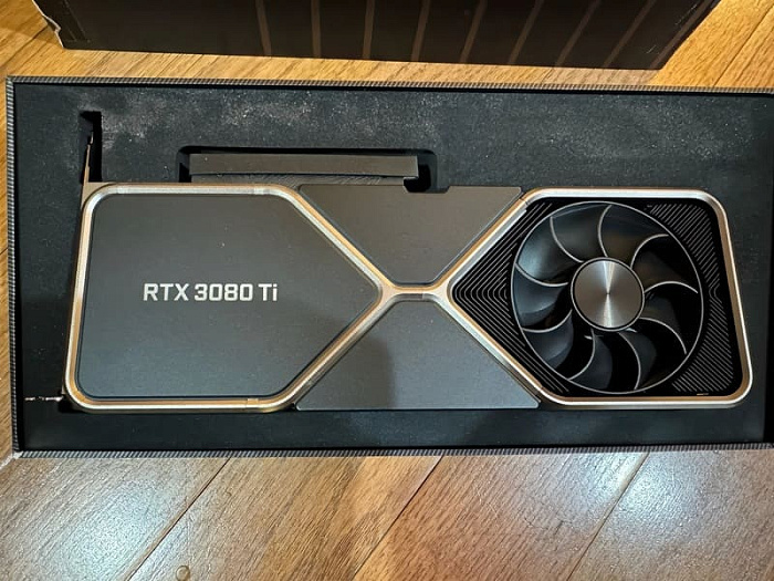 Инженерный образец NVIDIA GeForce RTX 3080 Ti 20GB Founders Edition продан за $2000