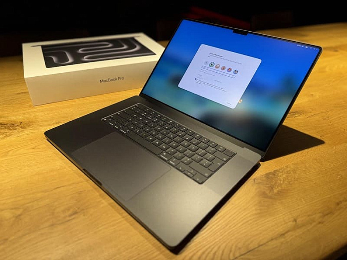 Ошибка сервисного центра Apple привела к бесплатной замене MacBook Pro 2018 на версию с M4