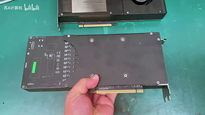 Китайские умельцы начали продавать GeForce RTX 5090D с турбинным охлаждением
