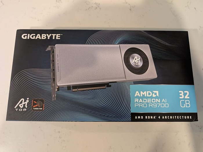 Radeon AI PRO R9700 появляется в магазинах и у первых покупателей