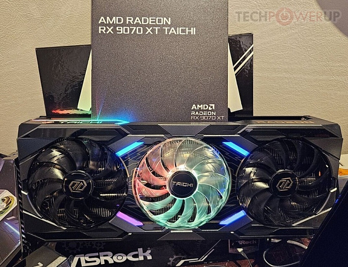 ASRock Radeon RX 9070 XT Steel Legend получила разъем 12V-2x6