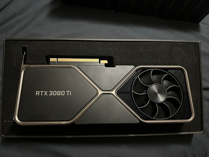 Покупатель двух GeForce RTX 3080 Ti FE обнаруживает у видеокарт 20 Гбайт памяти