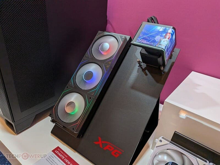 CES 2026: ADATA XPG продемонстрировала готовые СЖО и процессорные кулеры с экранами