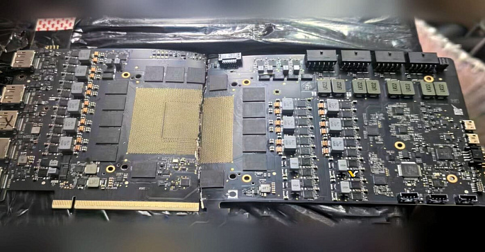 Прототип GeForce RTX 5090 мог предложить 4 разъёма питания 12V-2x6