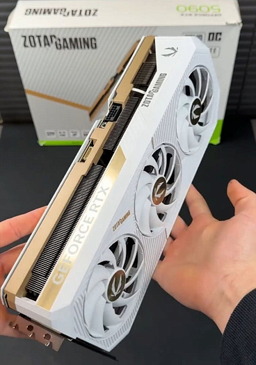 Продавец на eBay столкнулся с возвращённой GeForce RTX 5090 без GPU и памяти
