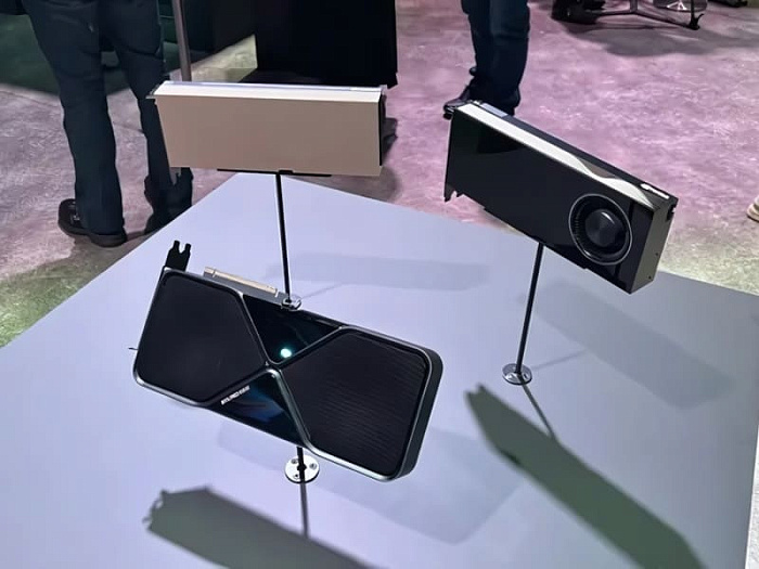 Изучаем фотографии с профессиональными видеокартами NVIDIA RTX PRO 6000