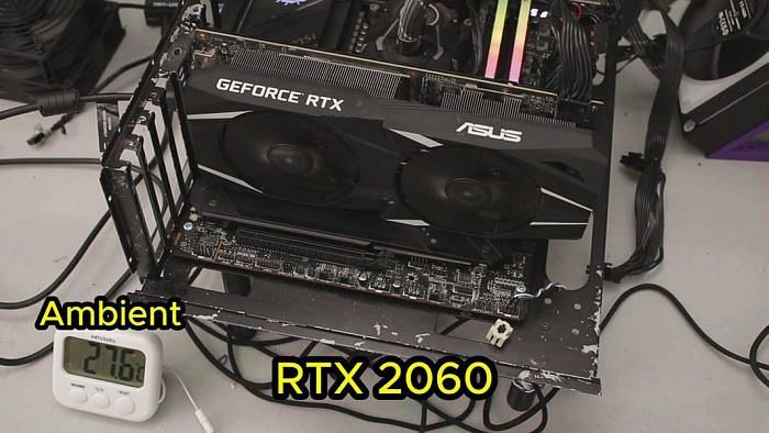 Два процессорных кулера весьма эффективно охлаждают ASUS Dual GeForce RTX 2060