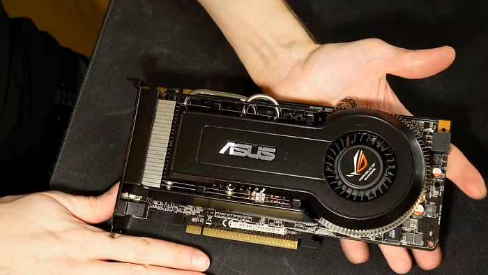Энтузиаст вычистил видеокарту ASUS ROG Matrix 9800 GT, полностью забитую смолой от сигарет