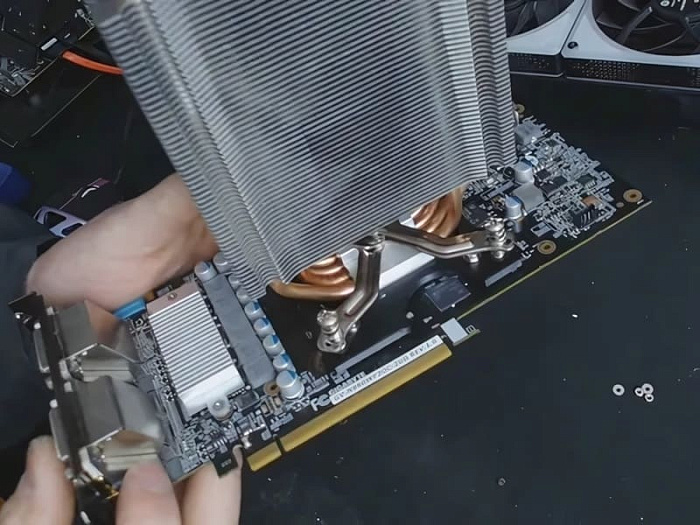 Энтузиаст установил кулер от процессора на видеокарту GeForce GTX 960