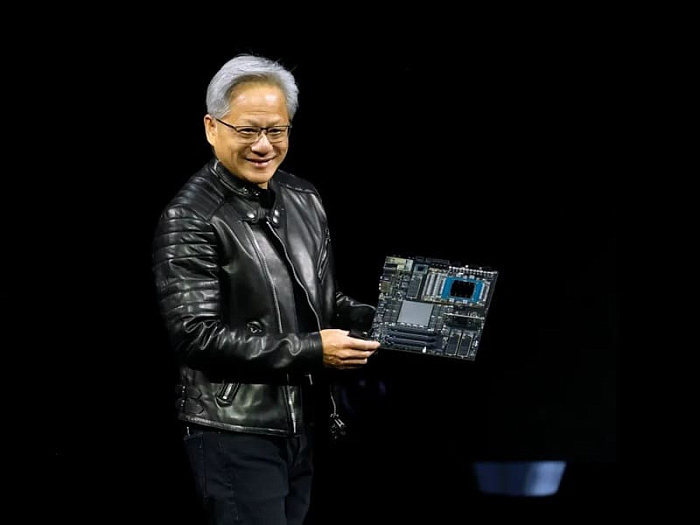 NVIDIA договорилась с властями США о возобновлении поставок ускорителя H20 в Китай