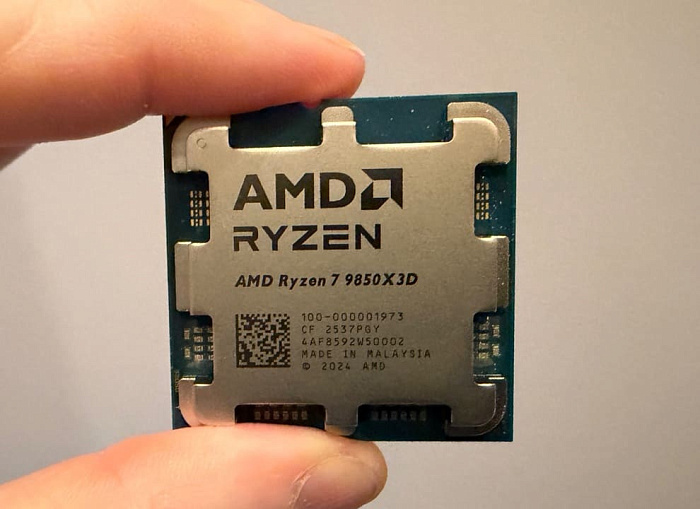 Рассматриваем первые фотографии AMD Ryzen 7 9850X3D без крышечки