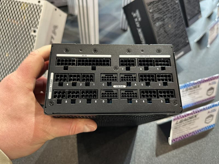 Super Flower Leadex SF-3300F14HP – самый мощный блок питания на COMPUTEX 2025