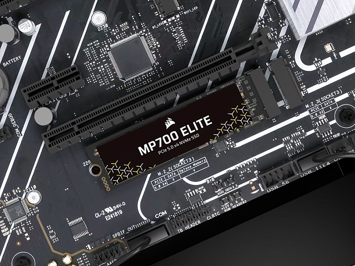 CORSAIR выпустила твердотельный накопитель MP700 ELITE с PCIe 5.0