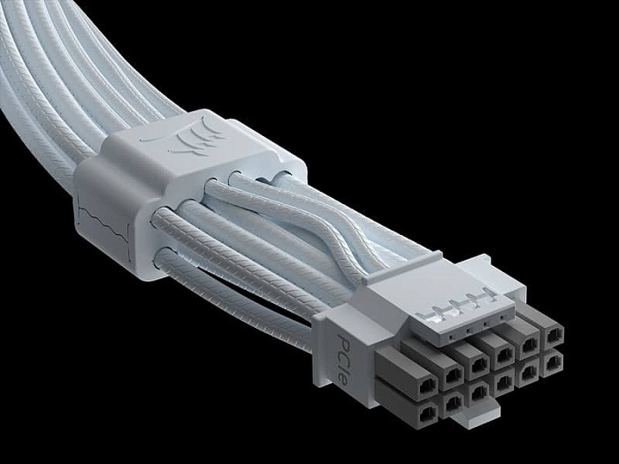 CORSAIR предлагает защитить видеокарты с 12V-2x6 при помощи кабеля ThermalProtect