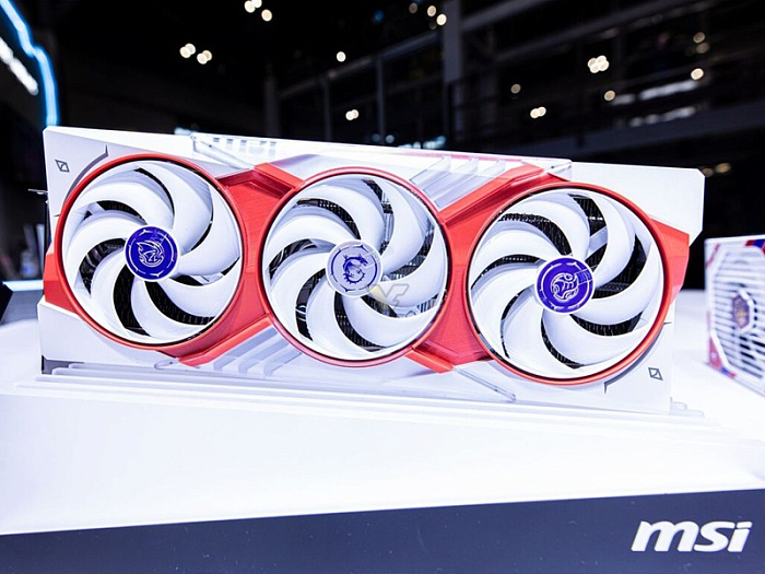 MSI показала уникальную видеокарту GeForce RTX 5070 Ti Gaming Trio MLG