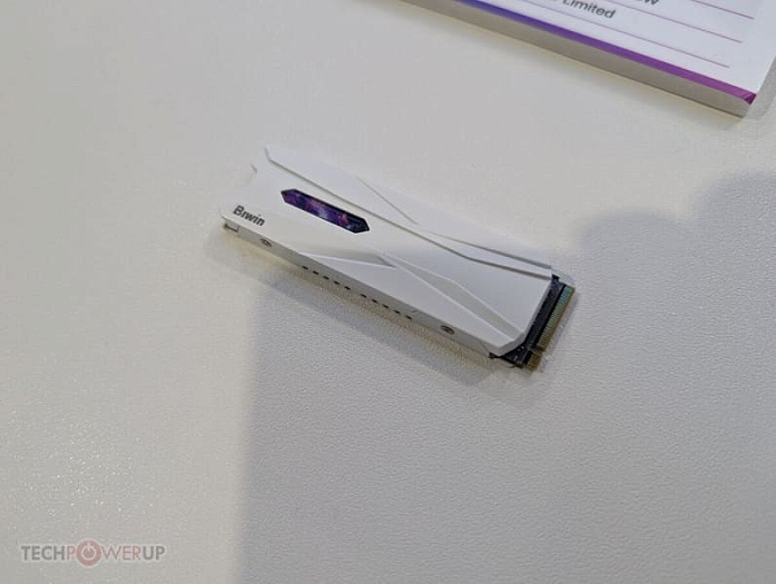COMPUTEX: Biwin продемонстрировала накопители X570 и множество модулей памяти  