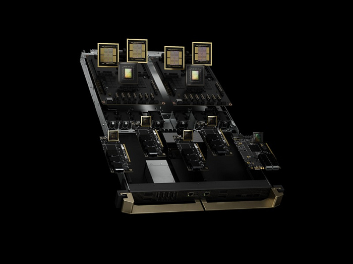 Генеральный директор NVIDIA подтвердил переход на упаковку CoWoS-L