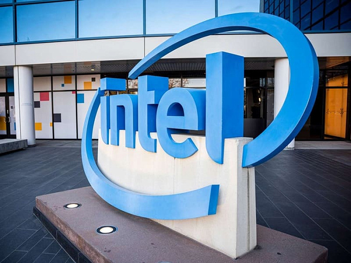 Новый гендиректор Intel предупредил сотрудников о предстоящих «трудных решениях»