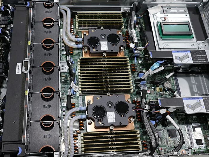 Ubuntu 25.04 повышает производительность AMD EPYC 9005 на 14%