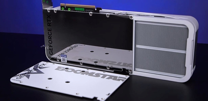 GALAX GeForce RTX 5080 BOOMSTAR NOX OC поставляется с зеркальной задней панелью