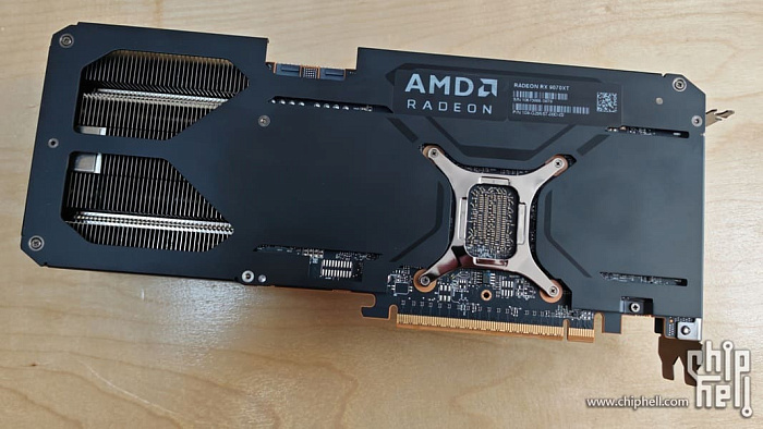 Замена термопрокладок на Radeon RX 9070 XT MBA снижает нагрев памяти