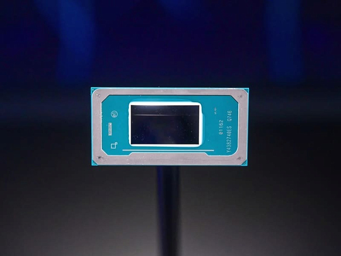 Intel не считает правильным сравнивать Panther Lake с AMD Strix Halo