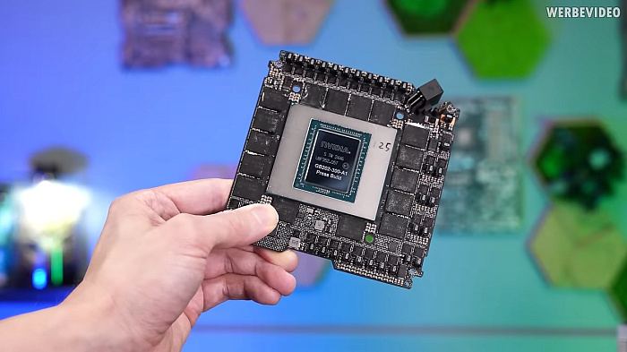 Полностью медный водоблок снижает температуру RTX 5090 на 20℃  