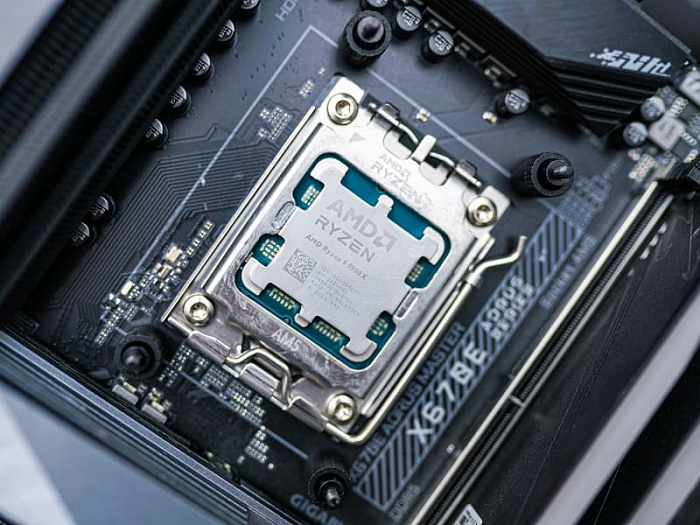 Этой ночью AMD повысит цены на свои процессоры