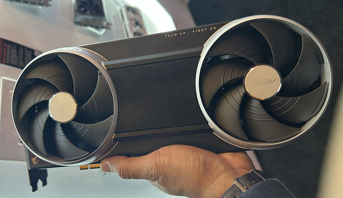 CES 2026: GIGABYTE показала RTX 5090 AORUS Infinity с печатной платой от Founders Edition