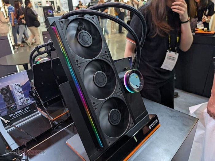 ID-Cooling на COMPUTEX: много воды и воздуха