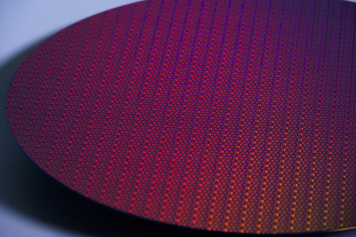 Слух: выход годной продукции по техпроцессу Intel 18A не превышает 30%