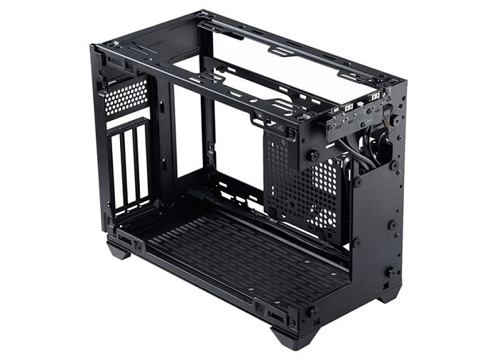 Небольшой корпус Cooler Master NR200P V3 ITX вмещает полноразмерные версии RTX 5090