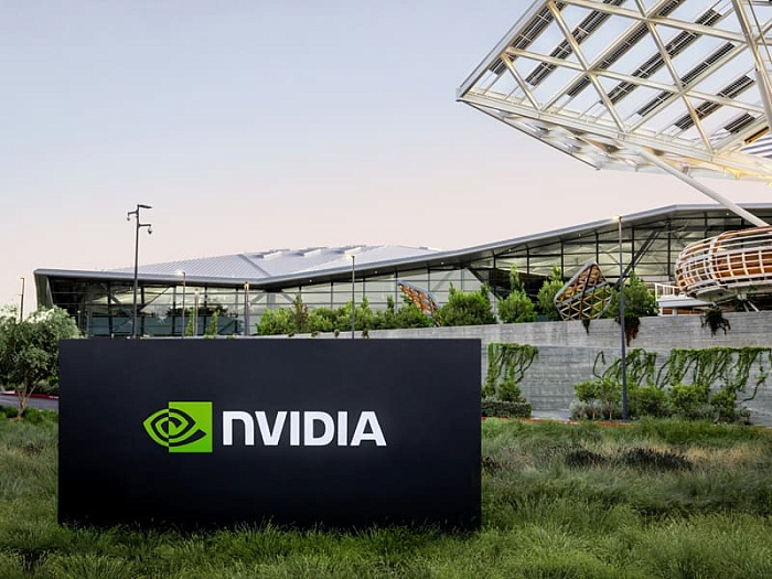 NVIDIA зарабатывает половину от 10 лучших разработчиков микросхем