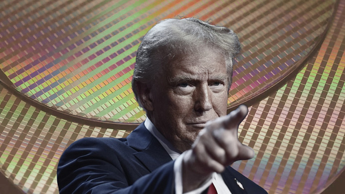 Трамп ввел новые тарифы на ввоз электроники из Китая 