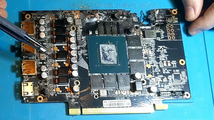 Блок питания без базовых защит привел к сгоранию GeForce RTX 4070