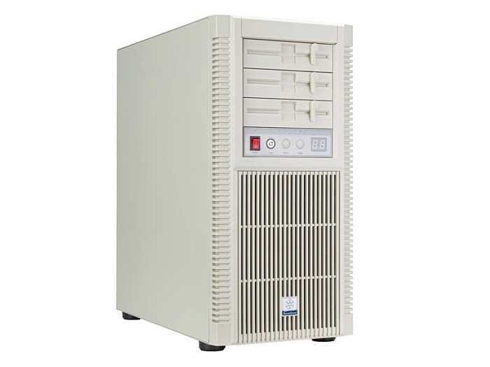 Ретро-корпус SilverStone FLP02 официально представлен