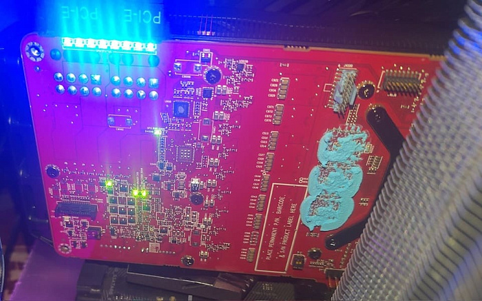 Рассматриваем инженерный образец видеокарты AMD Radeon RX 7700 XT