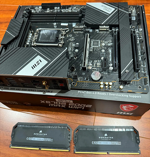Ошибка продавца привела к продаже комплекта памяти CORSAIR DOMINATOR DDR5 по цене DDR4